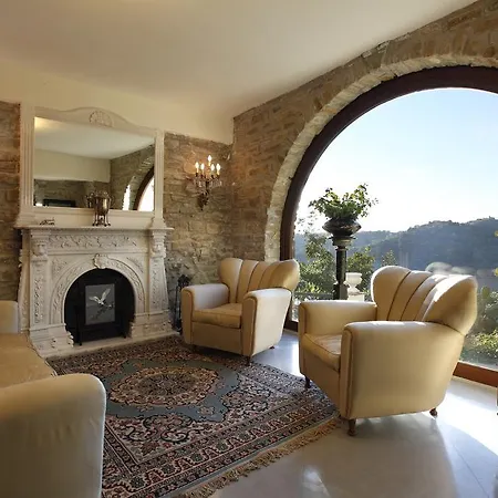 Galdo Villa Pollica